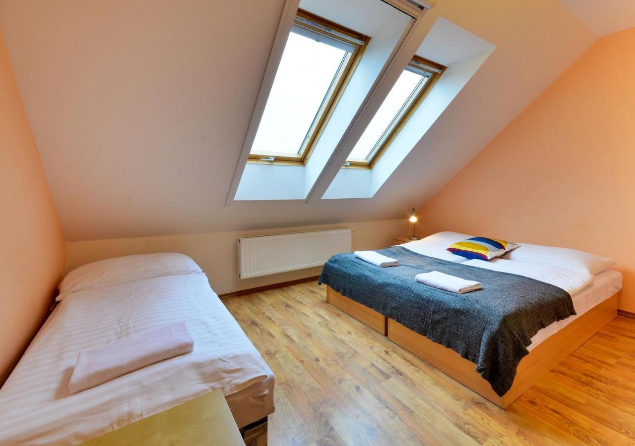 Pension Marketa Mikulov Exteriör bild